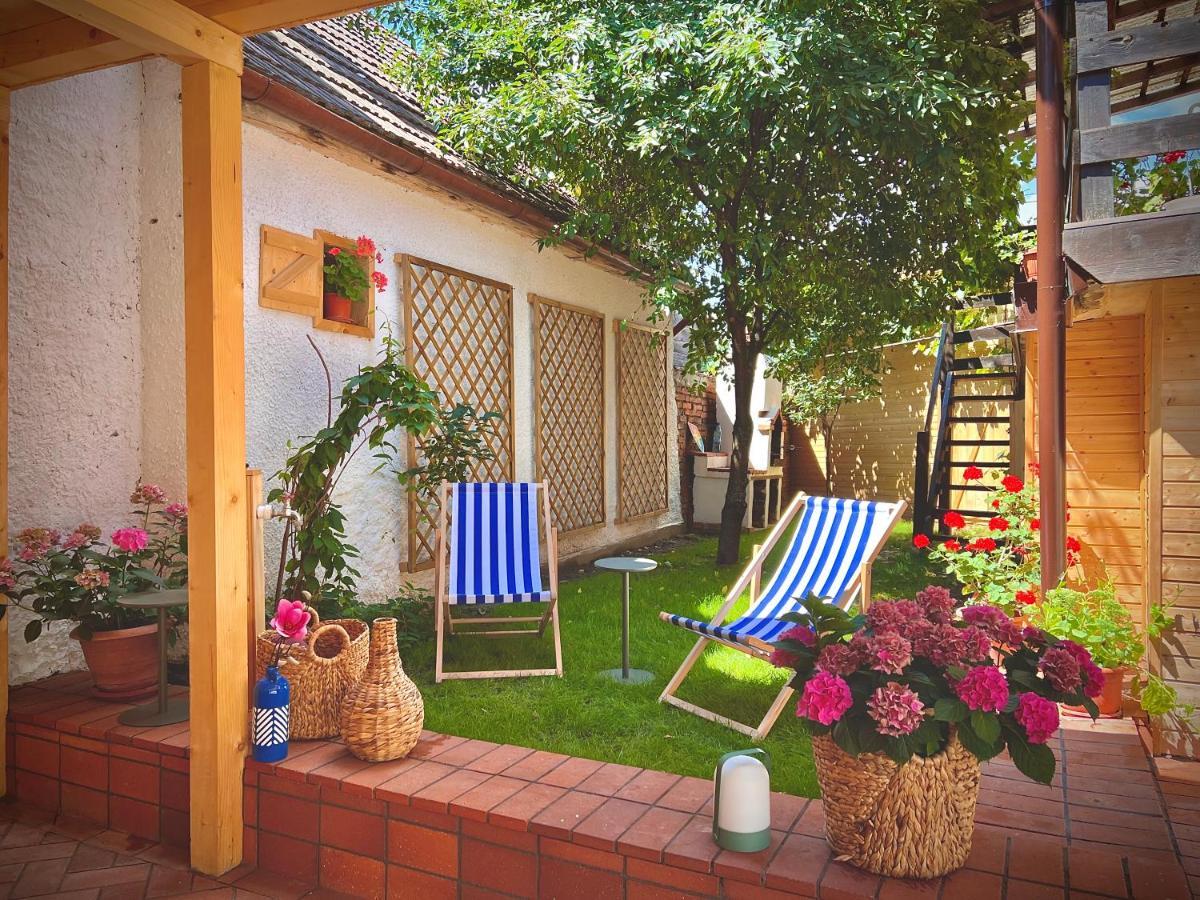Victoria Gasthaus Rasnov - Charming Vacation House In Rasnov Exterior photo
