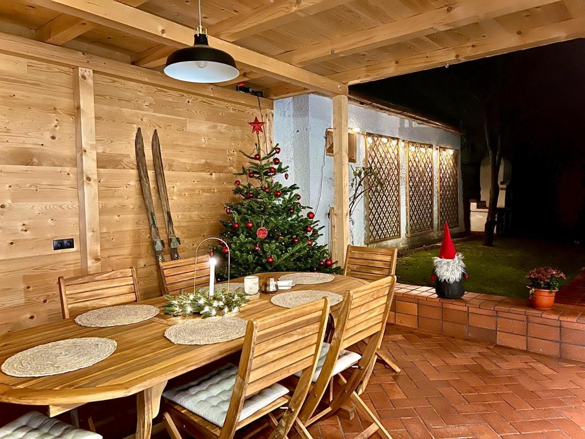 Victoria Gasthaus Rasnov - Charming Vacation House In Rasnov Exterior photo